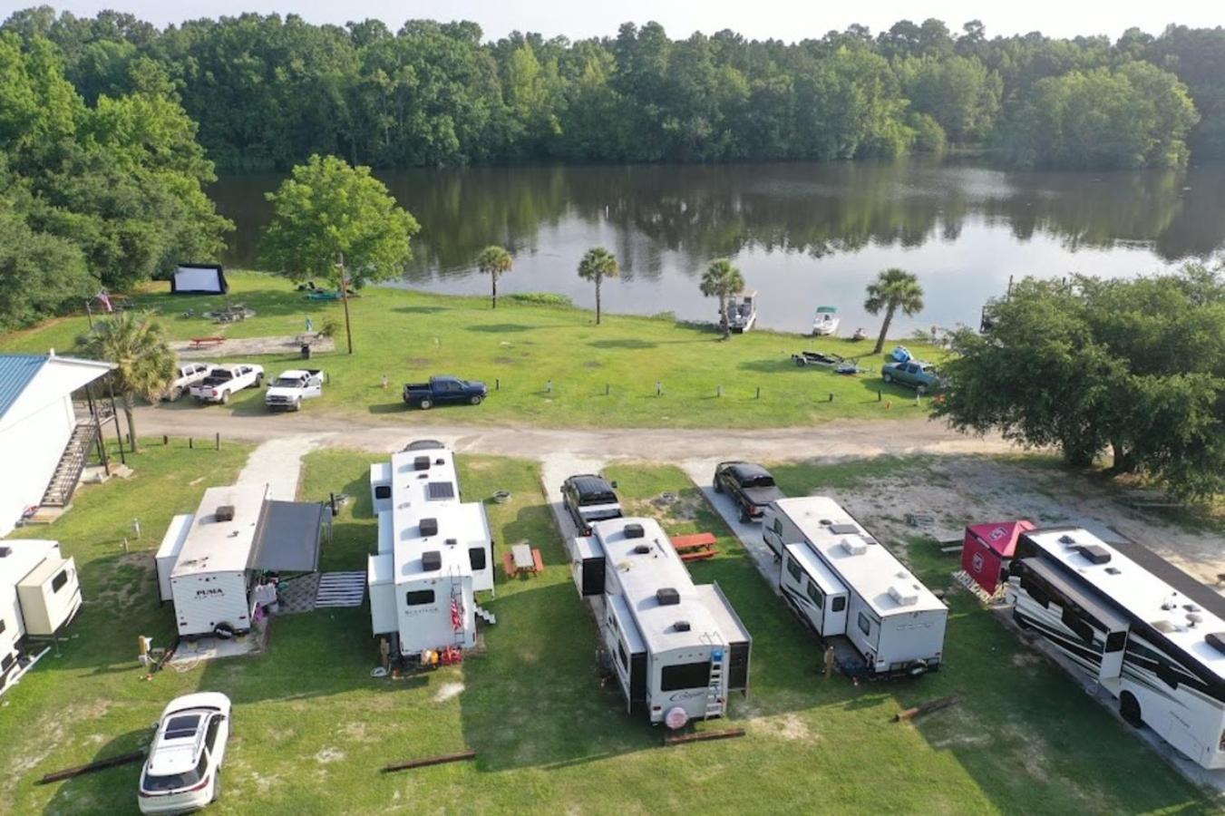 Bells Marina & Fishing Resort - Santee Lake Marion By I95 - Family Adventure, Pets On Request! Eutawville المظهر الخارجي الصورة