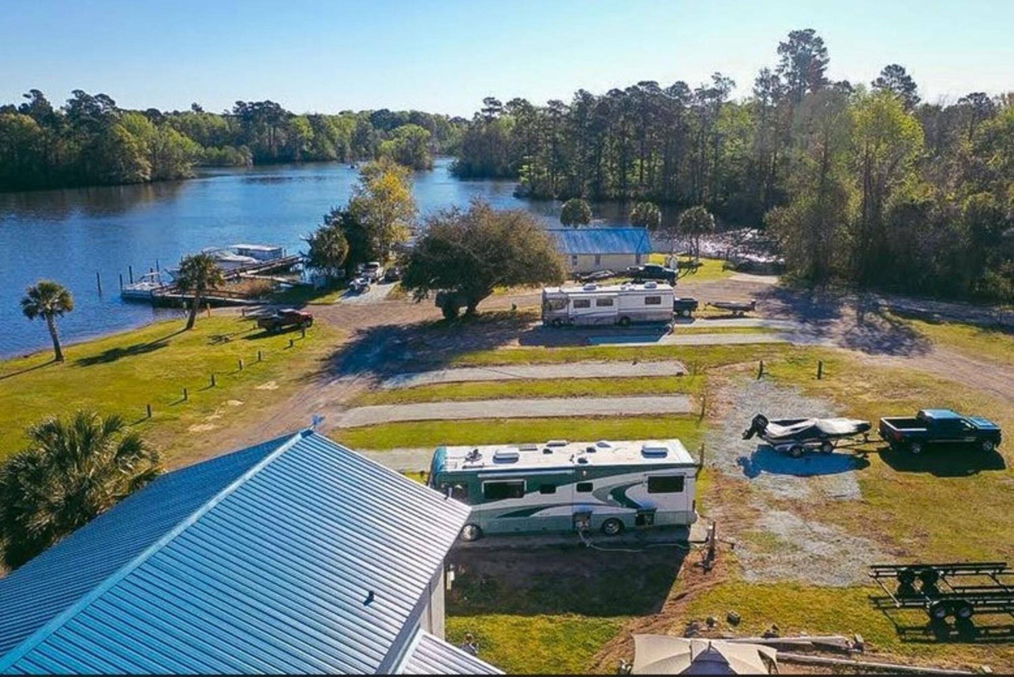 Bells Marina & Fishing Resort - Santee Lake Marion By I95 - Family Adventure, Pets On Request! Eutawville المظهر الخارجي الصورة